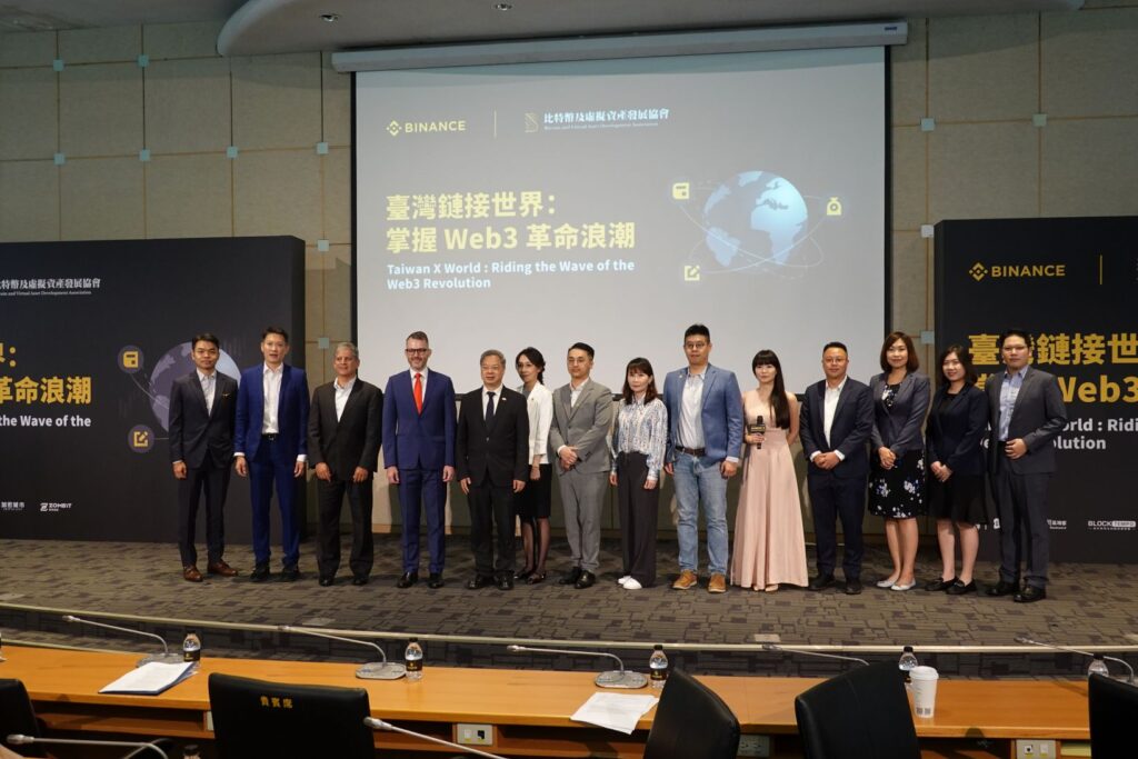 币安执行长邓伟政:积极布局全球,持续配合各国政府监管 币安执行长邓伟政:积极布局全球,持续配合各国政府监管