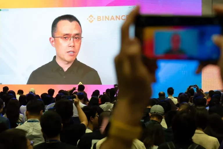 专访何一:昔日带领 CZ 走入币圈,如今并肩共迎挑战 专访何一:昔日带领 CZ 走入币圈,如今并肩共迎挑战