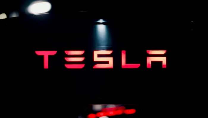 Tesla持有11,509枚比特币:1.12亿美元减损与企业财库讯号 Tesla持有11,509枚比特币:1.12亿美元减损与企业财库讯号